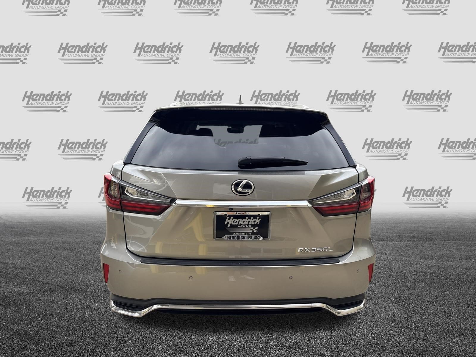 Used 2021 Lexus RX 350L Premium w/ Premium Package AWD/4WD image 9