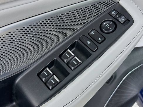 Used 2022 Acura MDX SH-AWD w/ Technology Package image 17