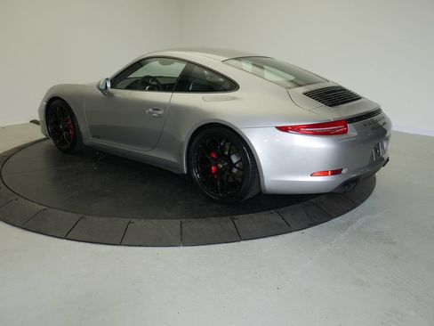 Certified 2015 Porsche 911 Carrera GTS RWD image 3