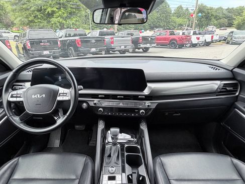 Used 2025 Kia Telluride S AWD/4WD image 12