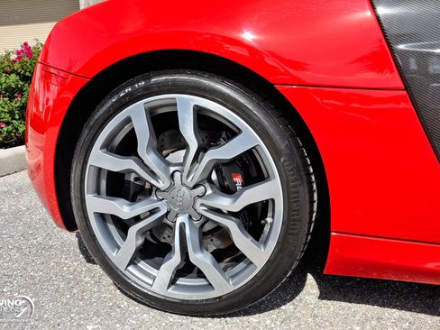 Used 2014 Audi R8 V10 image 16