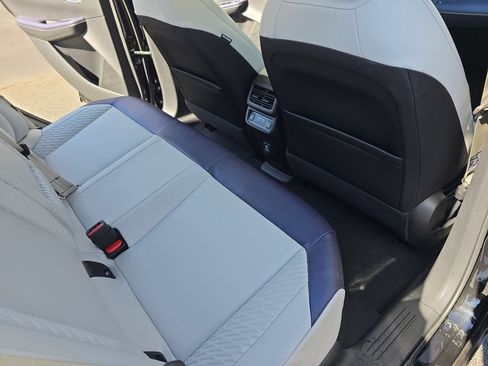 New 2026 Nissan Leaf Platinum+ w/ Floor Mat Package (Platinum+) image 11