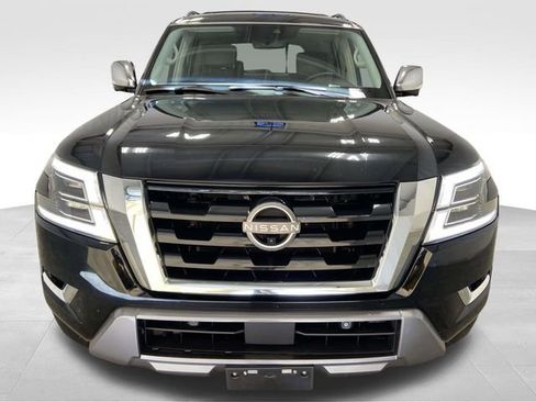 Used 2023 Nissan Armada Platinum w/ Captain's Chairs Package image 7
