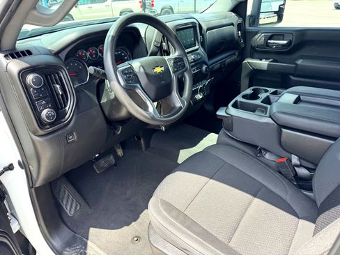 Used 2023 Chevrolet Silverado 2500 Custom w/ Custom Value Package AWD/4WD image 11