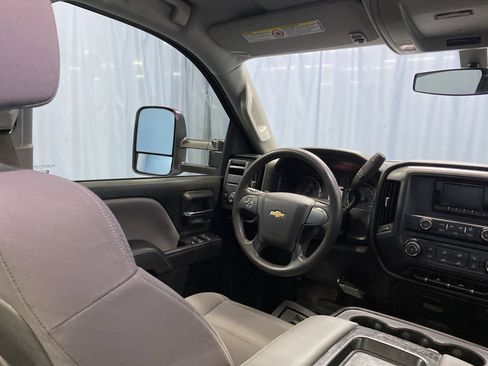 Used 2015 Chevrolet Silverado 2500 W/T image 37