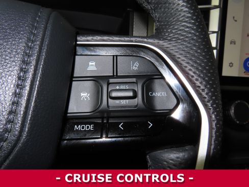 Used 2024 Toyota Sequoia Limited image 15