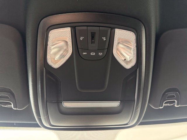 Used 2024 RAM 3500 Tradesman w/ Chrome Appearance Group AWD/4WD image 13