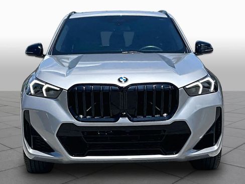 Used 2026 BMW X1 xDrive28i w/ Technology Package AWD/4WD image 3