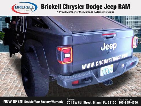 Used 2022 Jeep Gladiator Overland w/ LED Lighting Group AWD/4WD image 28