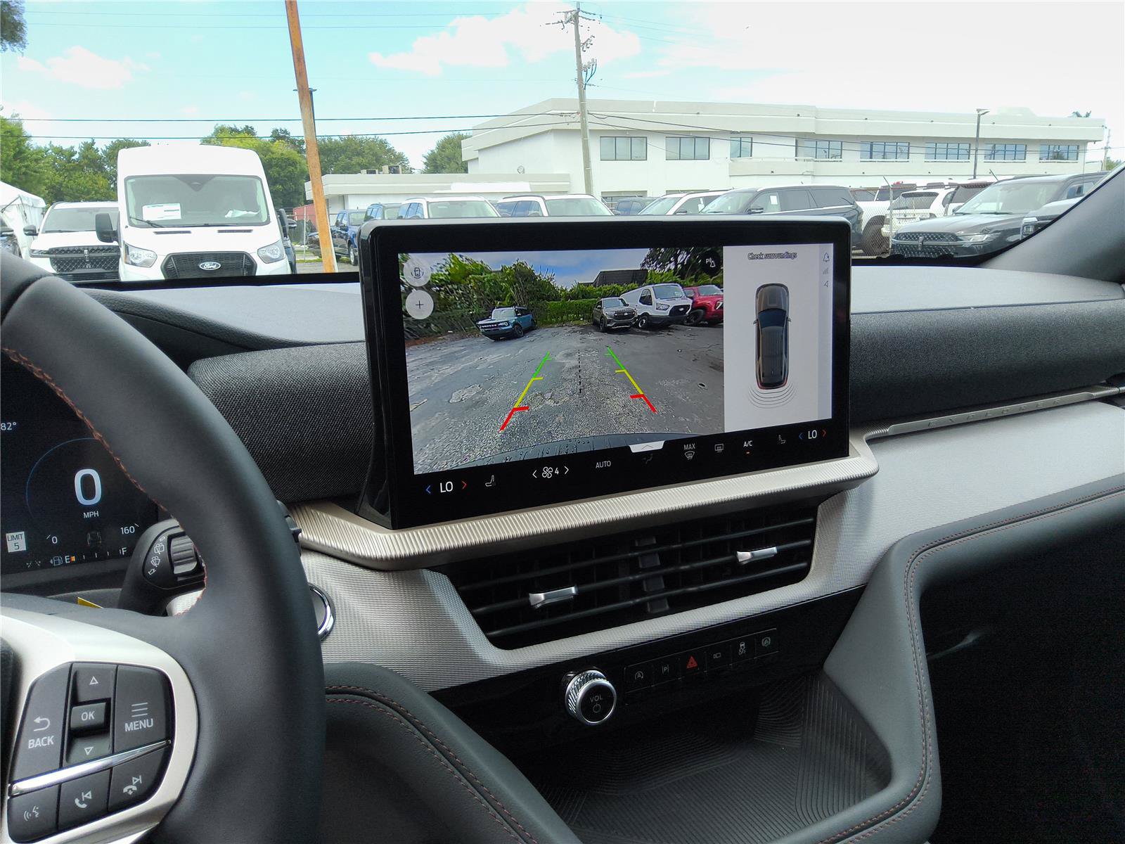 New 2027 Ford Explorer Active RWD image 17