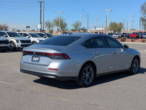 Used 2023 Honda Accord EX image 5