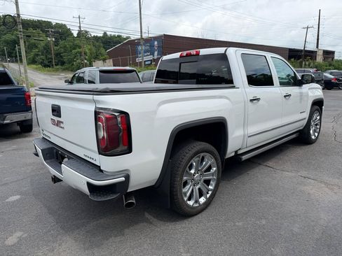 Used 2018 GMC Sierra 1500 Denali w/ Denali Ultimate Package AWD/4WD image 5