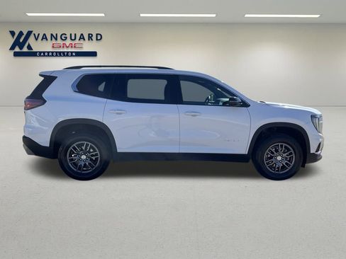 Used 2025 GMC Acadia Elevation image 8