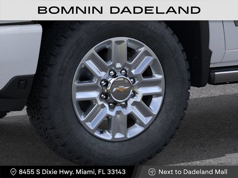 New 2026 Chevrolet Silverado 2500 High Country w/ High Country Premium Package AWD/4WD image 9