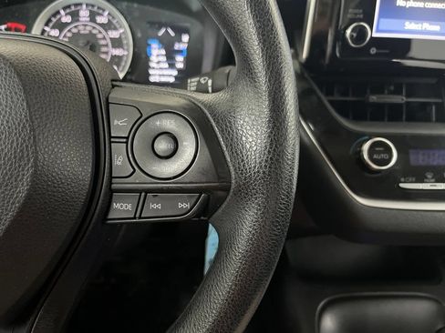 Used 2021 Toyota Corolla LE FWD image 57