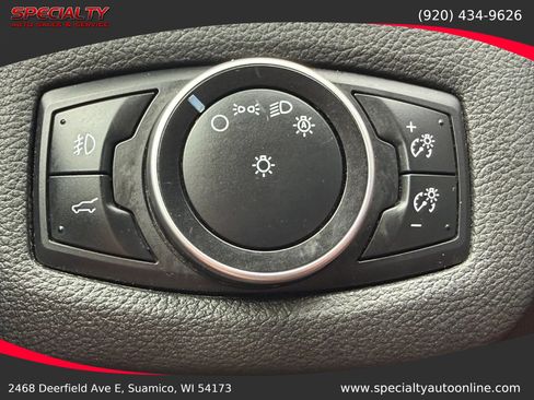 Used 2017 Ford Escape Titanium w/ Equipment Group 301A AWD/4WD image 31