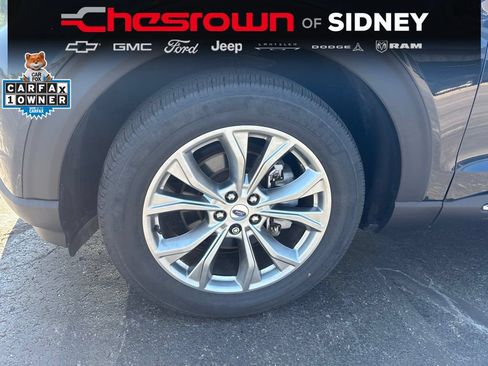 Used 2023 Ford Explorer Limited w/ Limited Technology Package AWD/4WD image 9