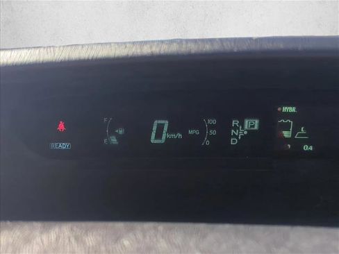 Used 2015 Toyota Prius Two image 15