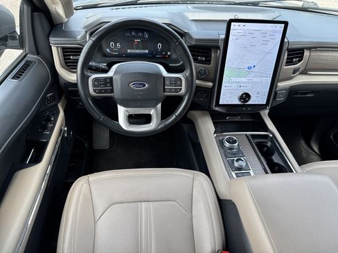 Certified 2023 Ford Expedition Limited AWD/4WD image 12