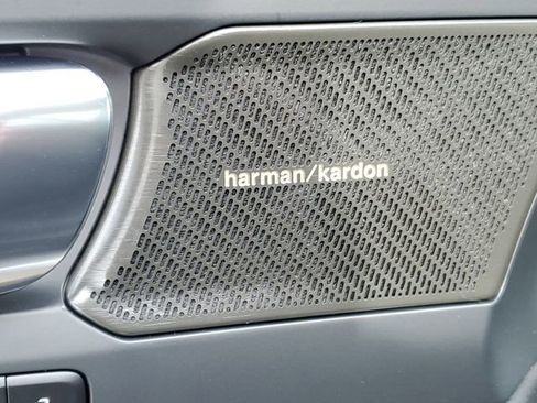 New 2026 Volvo XC40 B5 Plus w/ Protection Package Premier image 22