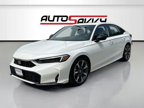 Used 2025 Honda Civic Sport Touring image 3