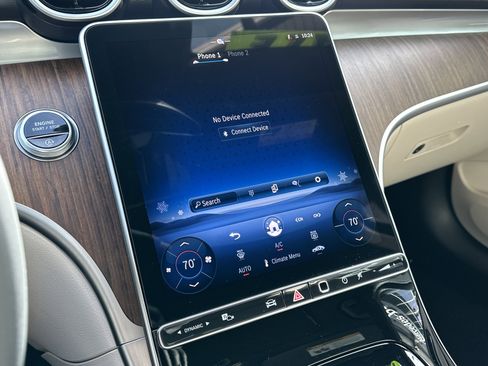 Certified 2025 Mercedes-Benz C 300 4MATIC Sedan image 21