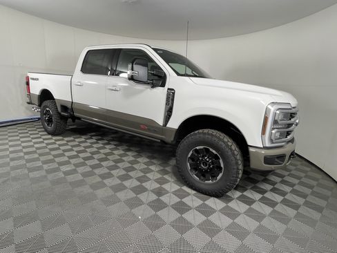 New 2026 Ford F250 King Ranch w/ Tremor Off-Road Package AWD/4WD image 6