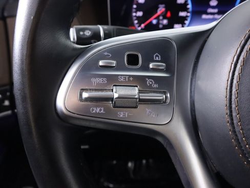 Used 2018 Mercedes-Benz S 560 4MATIC Sedan image 13