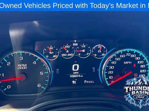 Used 2018 GMC Yukon XL Denali w/ Denali Ultimate Package AWD/4WD image 32