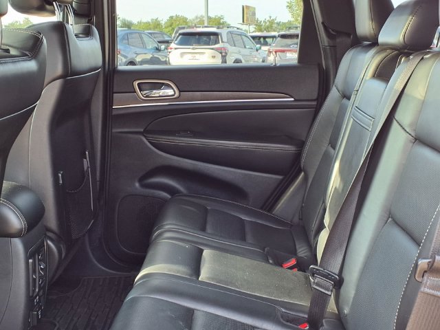 Used 2014 Jeep Grand Cherokee Limited w/ Luxury Group II AWD/4WD image 8