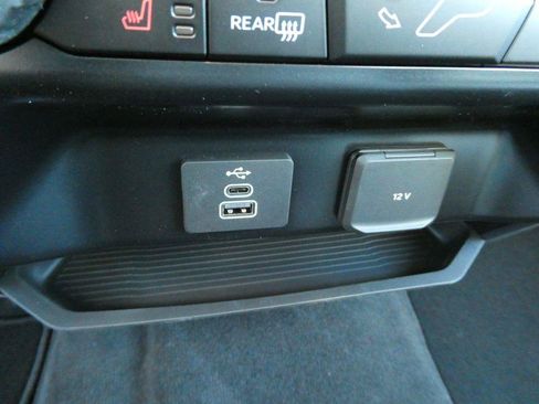 New 2026 Ford F250 XLT w/ XLT Premium Package AWD/4WD image 25