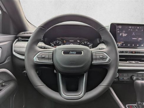 New 2026 Jeep Compass Latitude AWD/4WD image 15