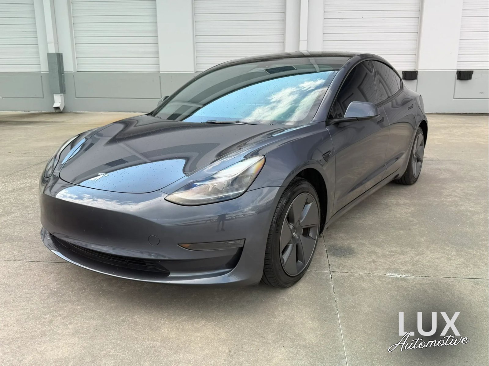 Used 2023 Tesla Model 3 Standard Range RWD image 1