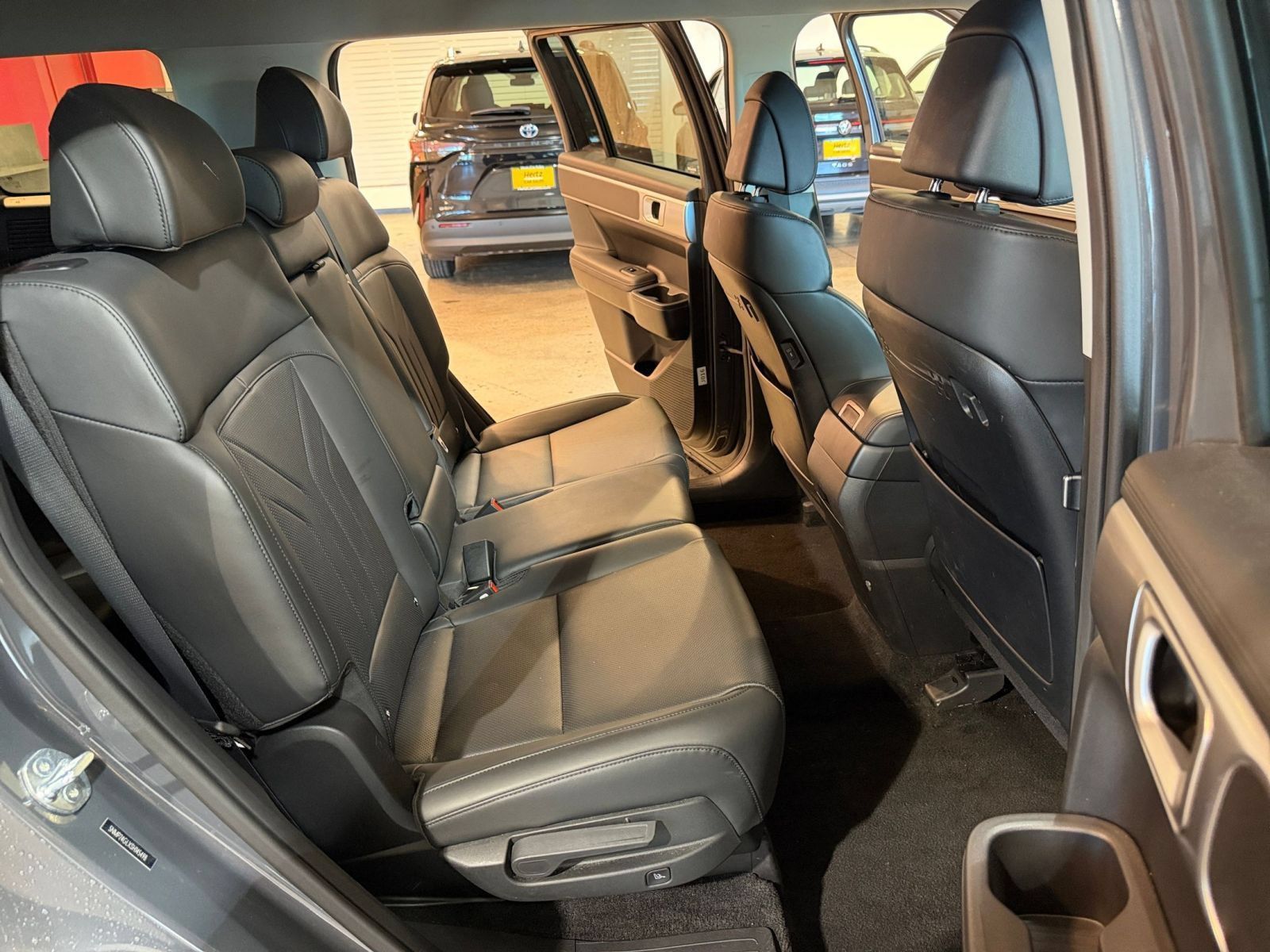Used 2025 Hyundai Santa Fe SEL FWD image 38