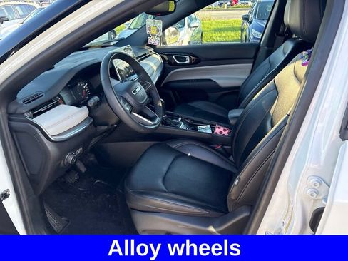 Used 2024 Jeep Compass Limited AWD/4WD image 15