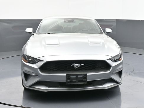 Used 2022 Ford Mustang Premium w/ Equipment Group 201A image 2