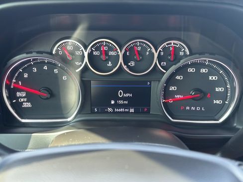 Used 2022 Chevrolet Silverado 1500 LT AWD/4WD image 20