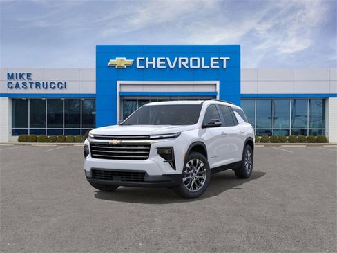 New 2026 Chevrolet Traverse LT w/ Sun and Wheel Package image 8