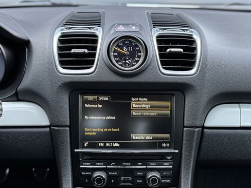 Certified 2016 Porsche Cayman GT4 w/ Sport Chrono Package image 25