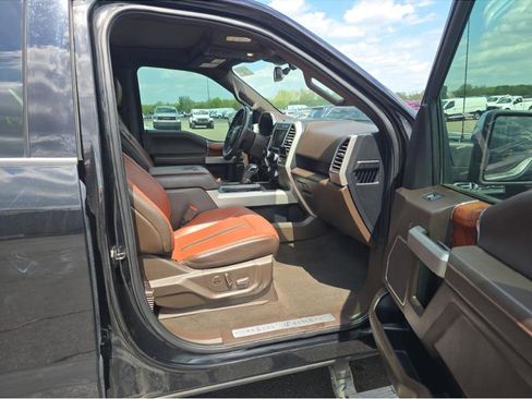 Used 2019 Ford F150 King Ranch w/ Equipment Group 601A Luxury AWD/4WD image 10