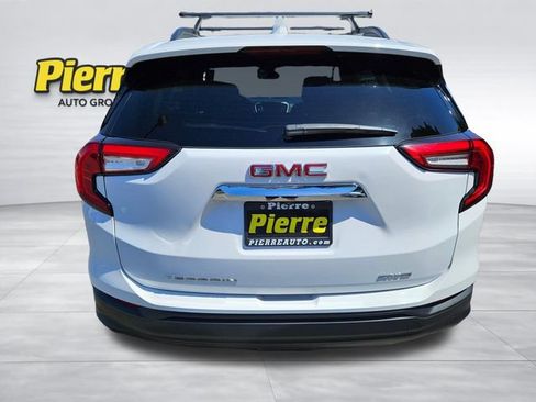 Used 2022 GMC Terrain SLE w/ Driver Convenience Package AWD/4WD image 4