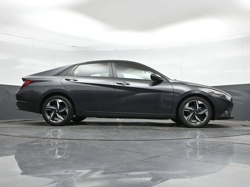 Used 2023 Hyundai Elantra SEL w/ Convenience Package FWD image 41