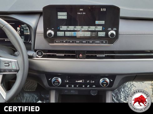 Used 2023 Mitsubishi Outlander SE image 23