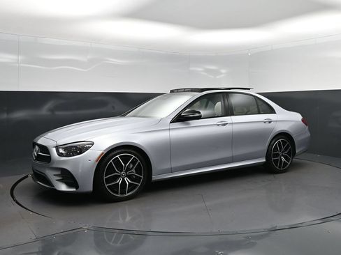 Used 2023 Mercedes-Benz E 350 Sedan image 3