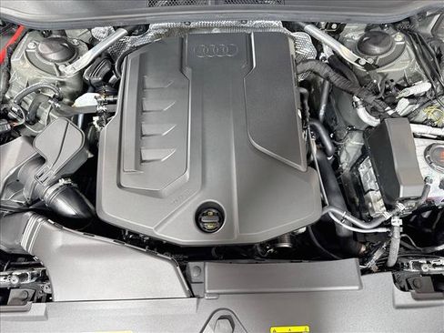 Used 2025 Audi A5 2.0T Premium Plus w/ Premium Plus AWD/4WD image 27