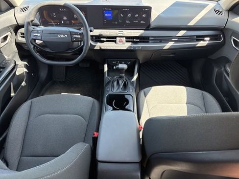 Used 2025 Kia K4 FWD image 14
