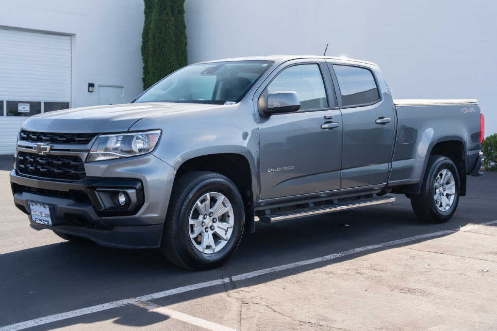 Used 2021 Chevrolet Colorado LT w/ Safety Package AWD/4WD image 3