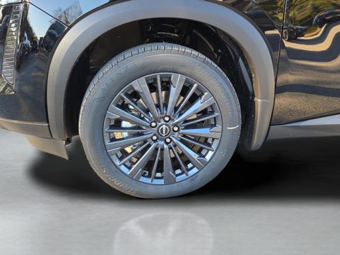 New 2026 Nissan Pathfinder SL image 10