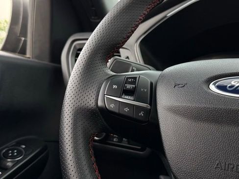 Used 2025 Ford Escape ST-Line AWD/4WD image 9