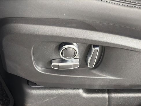 New 2026 Land Rover Defender 130 S image 24